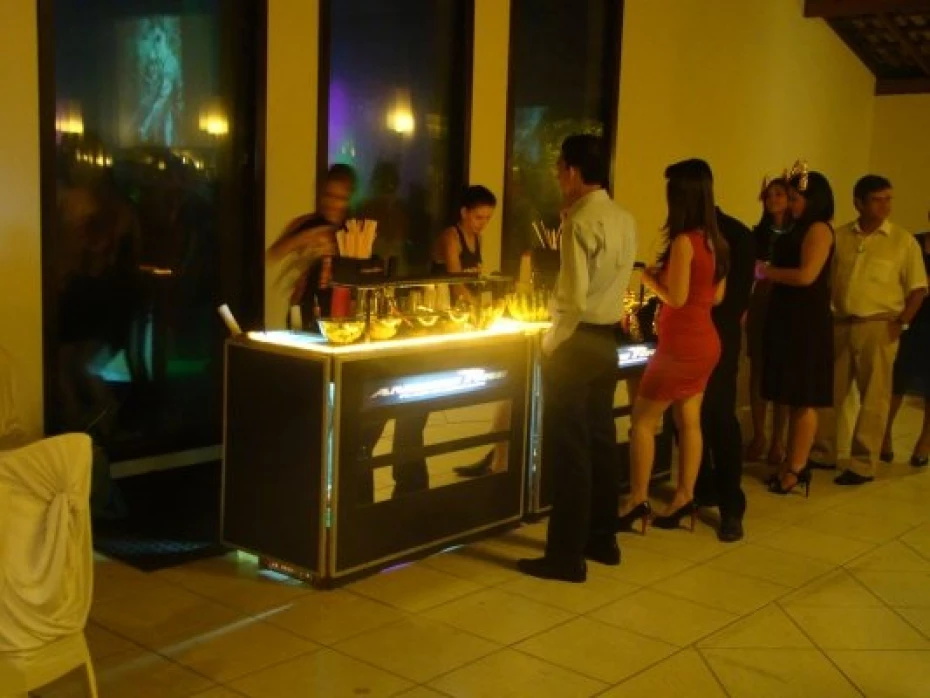 Foto 36:  — Angel´s Fire Flair Bartenders